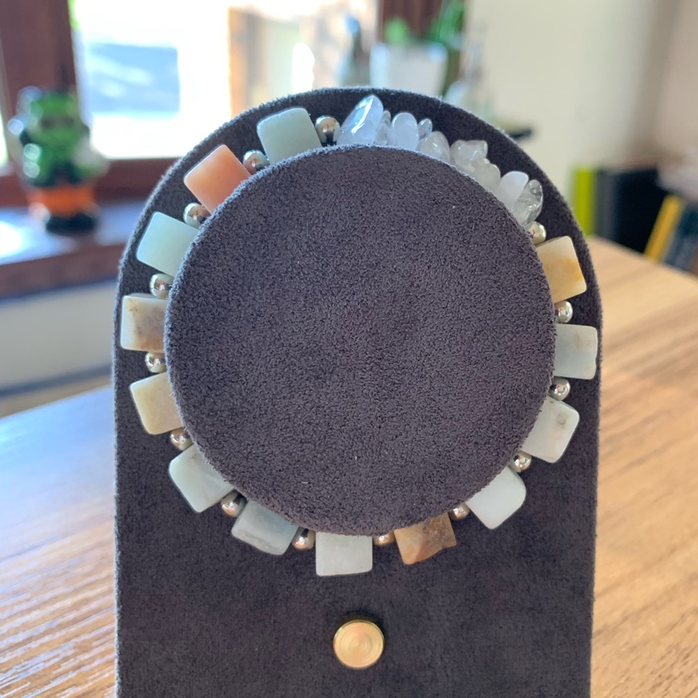 {Handmade} Multicolor Stone Beaded Bracelet